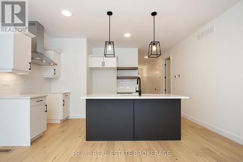 1 - 110 Coastal Crescent, Lambton Shores (Grand Bend), ON - Indoor Photo Showing Kitchen