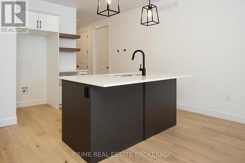 1 - 110 Coastal Crescent, Lambton Shores (Grand Bend), ON - Indoor Photo Showing Kitchen