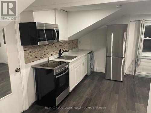 4 - 85 Wilson Street, Hamilton, ON - Indoor Photo Showing Kitchen With Stainless Steel Kitchen