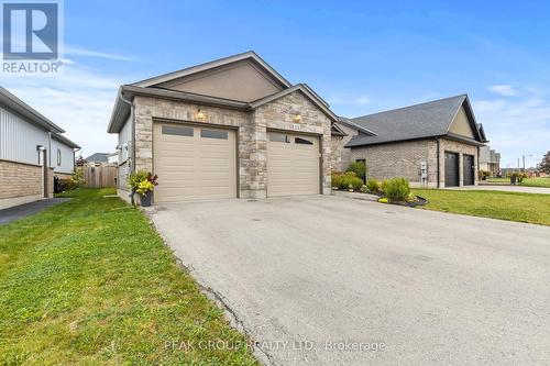 28 Venture Way, Thorold (560 - Rolling Meadows), ON - Outdoor