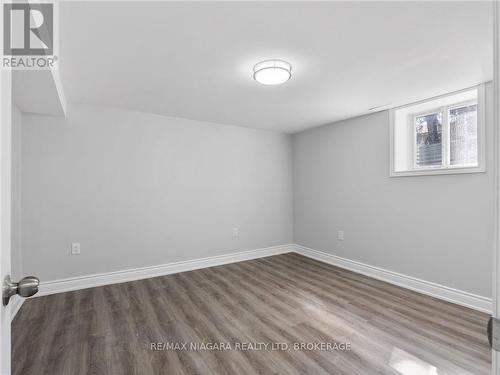 327 Darling Street, Brantford, ON - Indoor Photo Showing Other Room