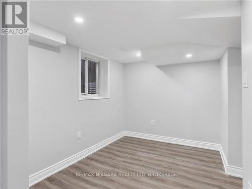 327 Darling Street, Brantford, ON - Indoor Photo Showing Other Room