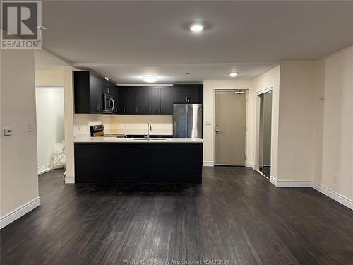 1489 Banwell Road Unit# 326, Windsor, ON - Indoor Photo Showing Kitchen