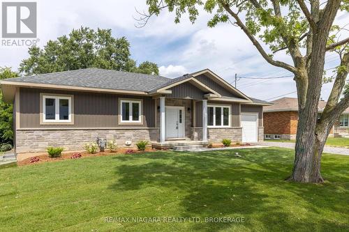 17 Glenbarr Road, St. Catharines, ON - Outdoor With Facade