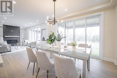 4229 Manson Lane, Lincoln, ON - Indoor Photo Showing Dining Room