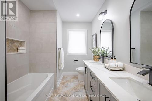 3873 Glenview Drive, Lincoln, ON - Indoor Photo Showing Bathroom