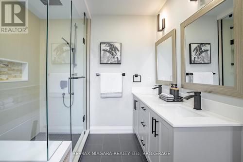 3873 Glenview Drive, Lincoln, ON - Indoor Photo Showing Bathroom