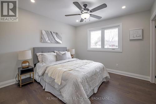 3873 Glenview Drive, Lincoln, ON - Indoor Photo Showing Bedroom