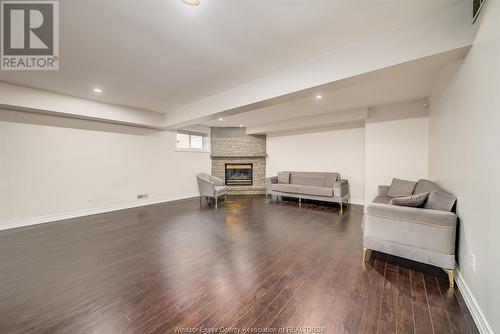 10884 Brentwood Crescent, Windsor, ON - Indoor With Fireplace