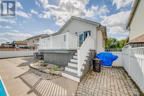 10884 Brentwood Crescent, Windsor, ON - Outdoor With Deck Patio Veranda With Exterior