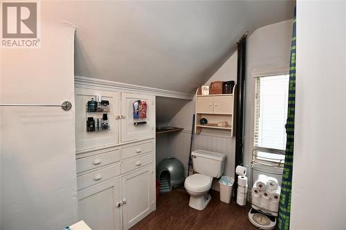 162 John Street, Sarnia, ON - Indoor Photo Showing Bathroom