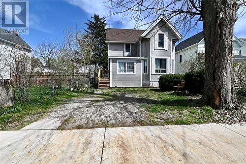 162 John Street, Sarnia, ON - Outdoor