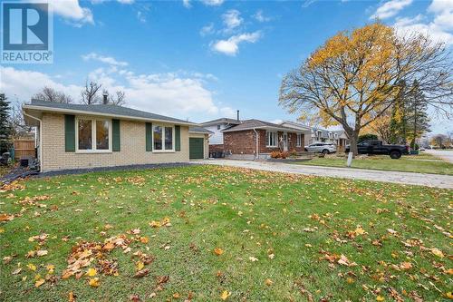 1025 Frost Avenue, Sarnia, ON - Outdoor