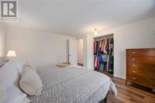 1025 Frost Avenue, Sarnia, ON - Indoor Photo Showing Bedroom