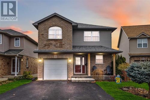 20 Crusoe Place, Ingersoll, ON - Outdoor With Facade