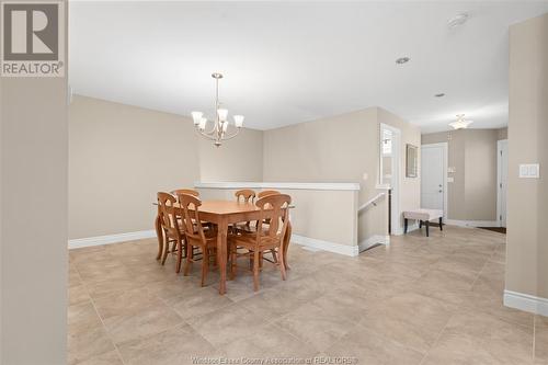 2212 Gatwick, Windsor, ON - Indoor Photo Showing Dining Room