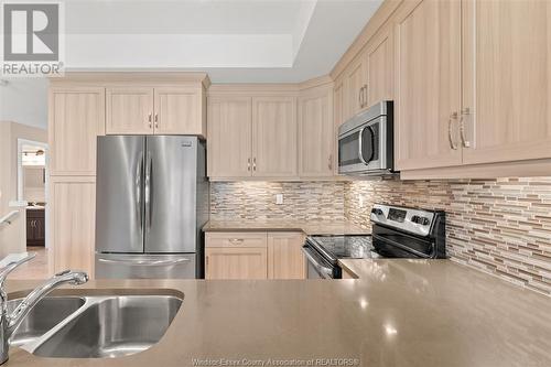 2212 Gatwick, Windsor, ON - Indoor Photo Showing Kitchen With Double Sink With Upgraded Kitchen