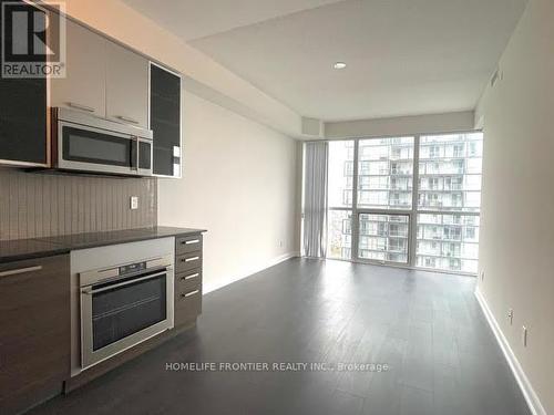 3208 - 5168 Yonge Street, Toronto, ON - Indoor