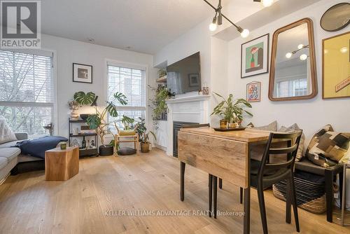 812 - 5 Everson Drive, Toronto, ON - Indoor Photo Showing Dining Room