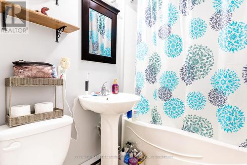 502 Bruce Street, South Bruce Peninsula, ON - Indoor Photo Showing Bathroom