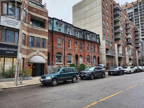 37 Mutual Street, Toronto, ON - Outdoor With Facade