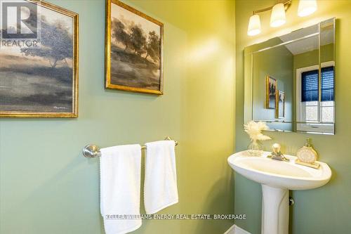 10 Lurosa Crescent, Whitby (Taunton North), ON - Indoor Photo Showing Bathroom