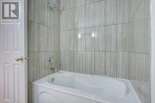 81 - 28 Livingston Road, Toronto, ON - Indoor Photo Showing Bathroom