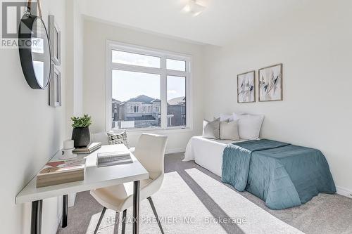 48 Sambro Lane, Whitchurch-Stouffville, ON - Indoor Photo Showing Bedroom