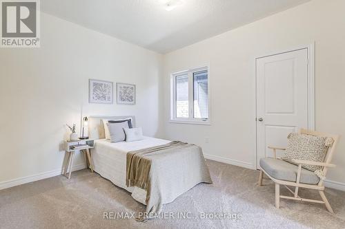 48 Sambro Lane, Whitchurch-Stouffville, ON - Indoor Photo Showing Bedroom