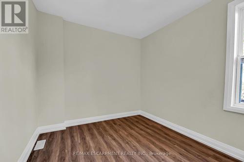 346 Emerald Street N, Hamilton, ON - Indoor Photo Showing Other Room