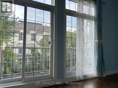 197 Townsgate Drive, Markham, ON - Indoor Photo Showing Other Room