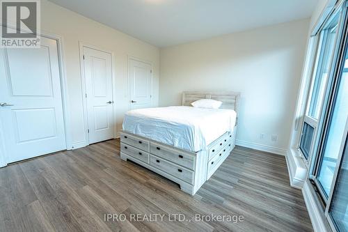 205 - 9088 Yonge Street, Richmond Hill, ON - Indoor Photo Showing Bedroom