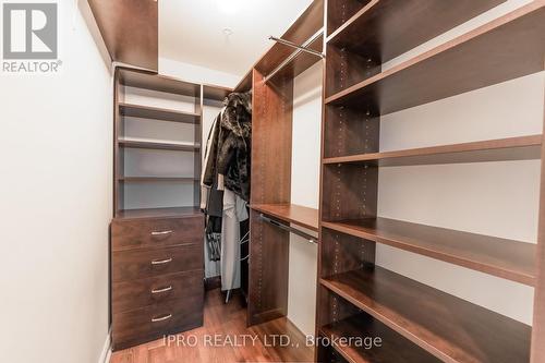 205 - 9088 Yonge Street, Richmond Hill, ON - Indoor With Storage