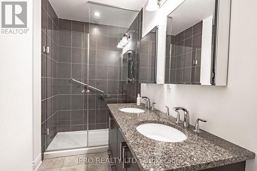 205 - 9088 Yonge Street, Richmond Hill, ON - Indoor Photo Showing Bathroom