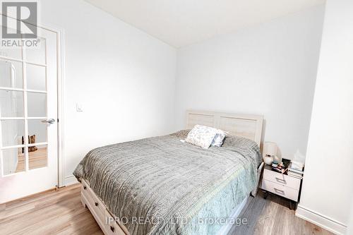 205 - 9088 Yonge Street, Richmond Hill, ON - Indoor Photo Showing Bedroom