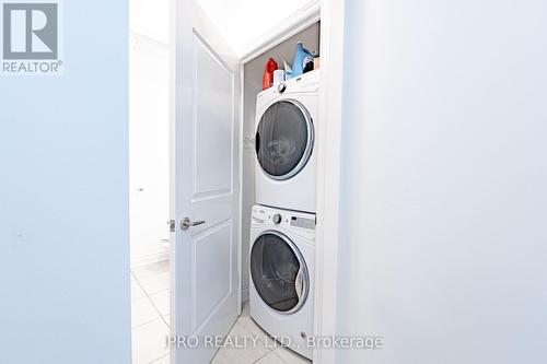 205 - 9088 Yonge Street, Richmond Hill, ON - Indoor Photo Showing Laundry Room