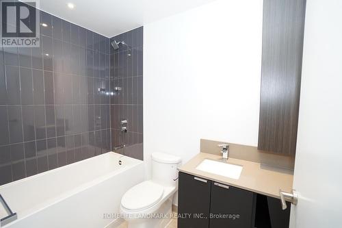 5212 - 3883 Quartz Road, Mississauga, ON - Indoor Photo Showing Bathroom