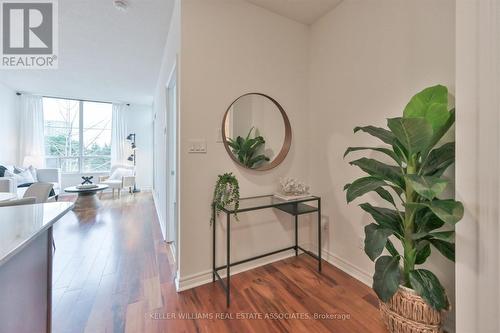 305 - 3504 Hurontario Street, Mississauga, ON - Indoor Photo Showing Other Room