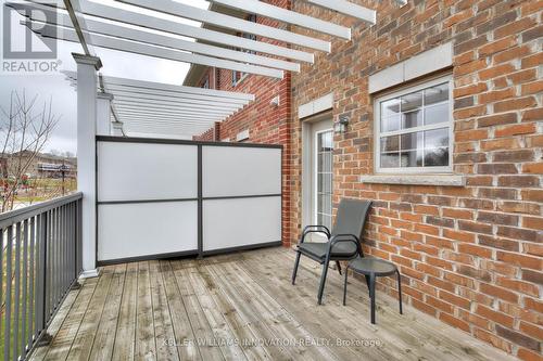 8 Cheltenham Mews, Kitchener, ON - Outdoor With Exterior