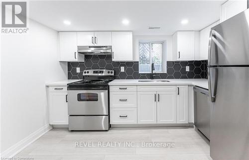 2 - 189 East 31St Street, Hamilton, ON - Indoor Photo Showing Kitchen