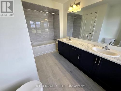 111 Picardy Drive, Hamilton, ON - Indoor Photo Showing Bathroom