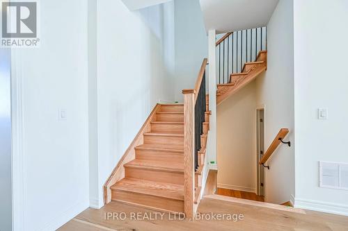 111 Picardy Drive, Hamilton, ON - Indoor Photo Showing Other Room