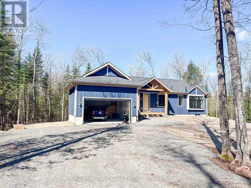 1004 Boyne Ridge Court, Huntsville, ON - Outdoor With Facade