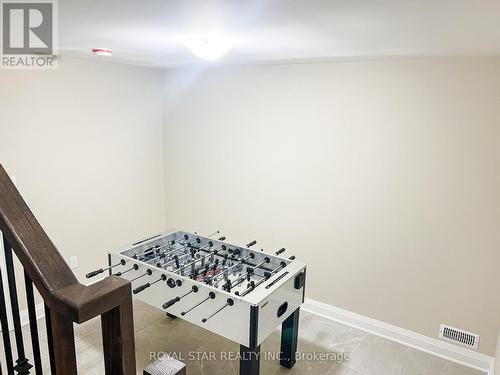 1004 Boyne Ridge Court, Huntsville, ON - Indoor Photo Showing Other Room