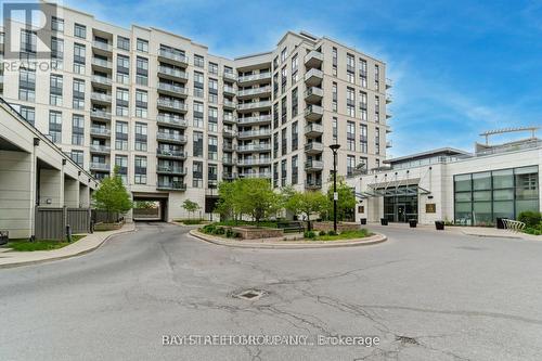 616 - 24 Woodstream Boulevard W, Vaughan, ON - Outdoor With Facade