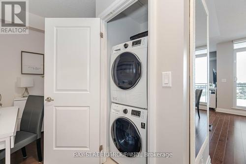 616 - 24 Woodstream Boulevard W, Vaughan, ON - Indoor Photo Showing Laundry Room