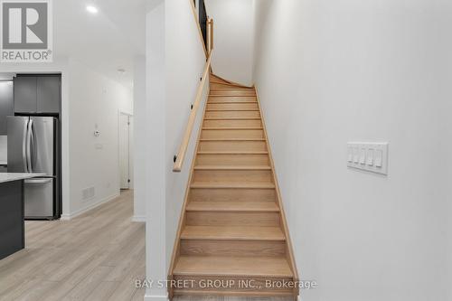 18 - 22 Lytham Green Circle, Newmarket, ON - Indoor