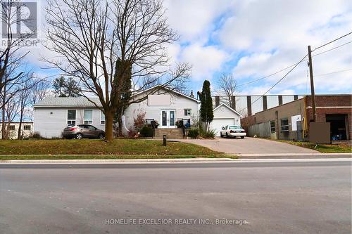 169 Edward Street E, Aurora, ON 