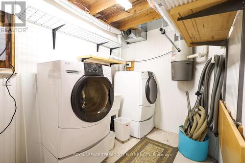 6420 Sapling Trail, Mississauga, ON - Indoor Photo Showing Laundry Room