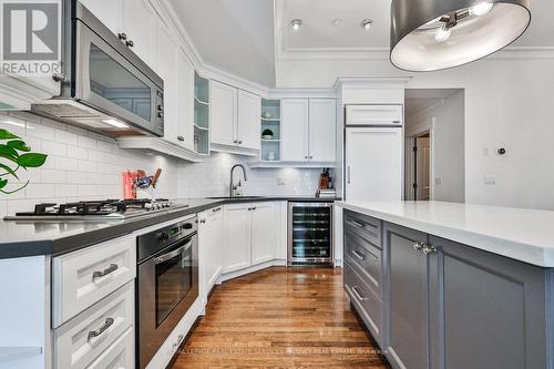 5 - 32 Gothic Avenue, Toronto, ON - Indoor Photo Showing Kitchen With Upgraded Kitchen